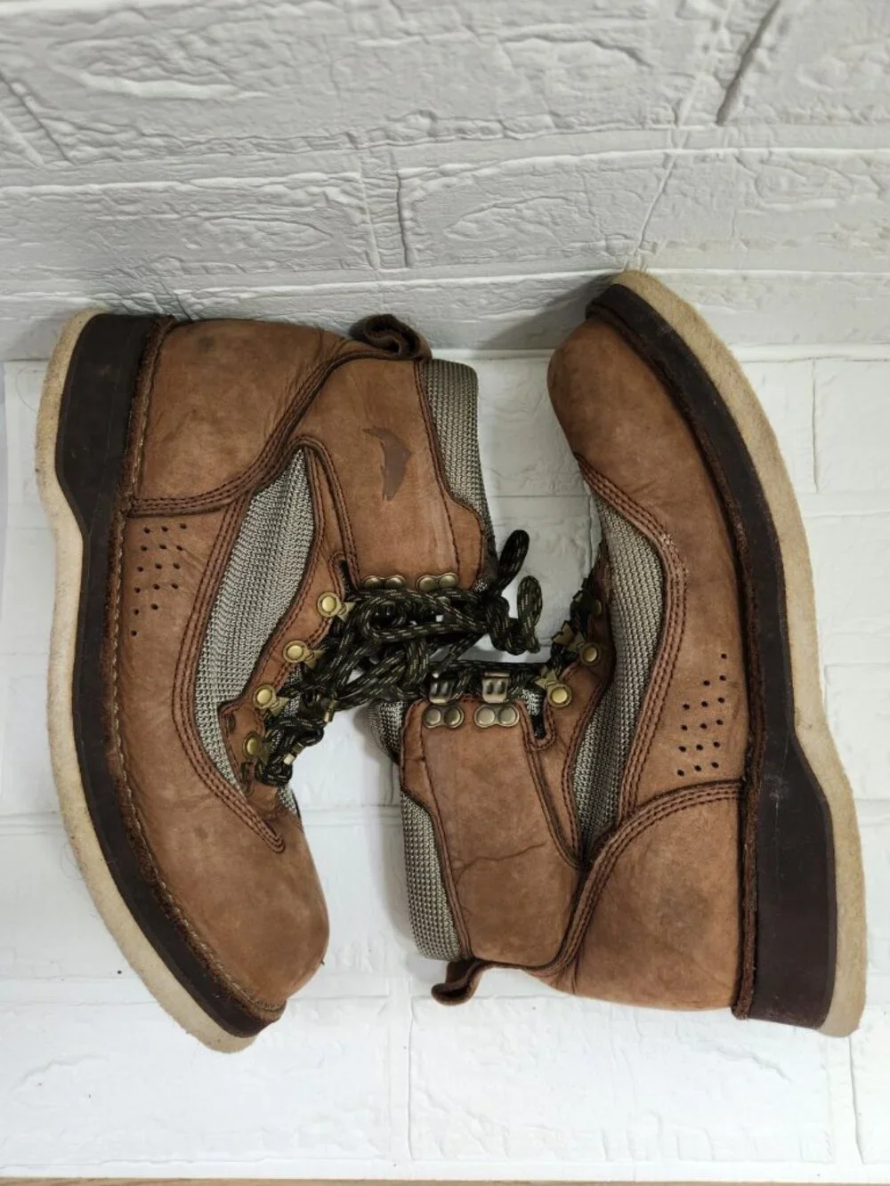 Simms Fishing Wading Boots Men Size 9 Brown Suede Felted Sole Lace Up High Top